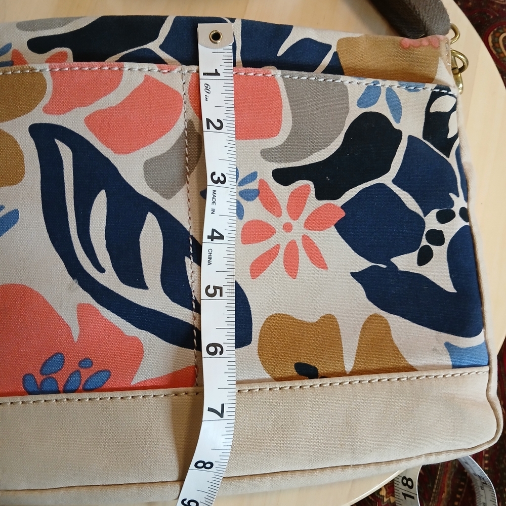 Vintage Fossil Tropical Floral Crossbody Purse Bag - Blue, Pink, Tan - Picture 9 of 9